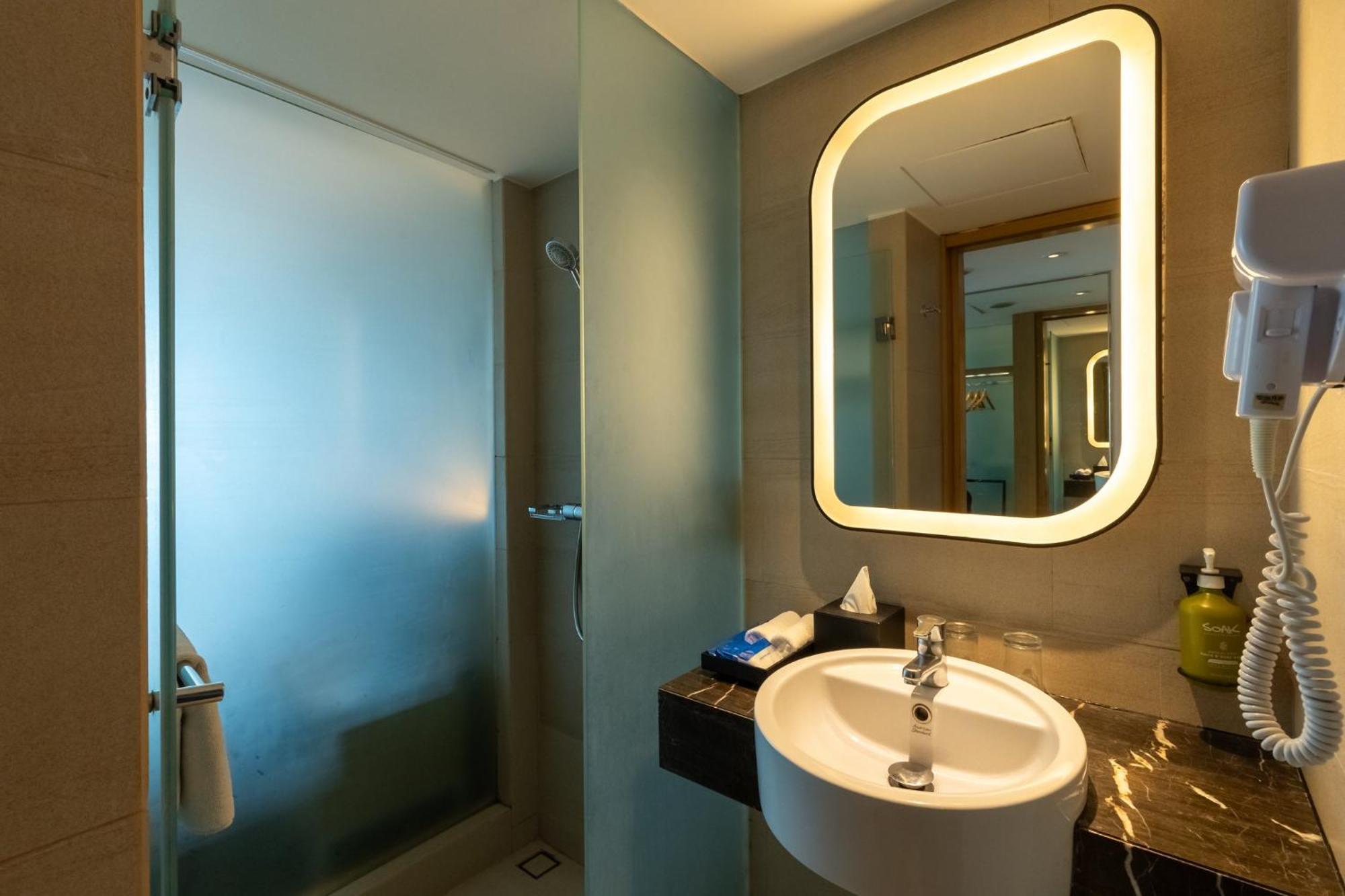 Express Manila Newport By Ihg 3* Paranaque City