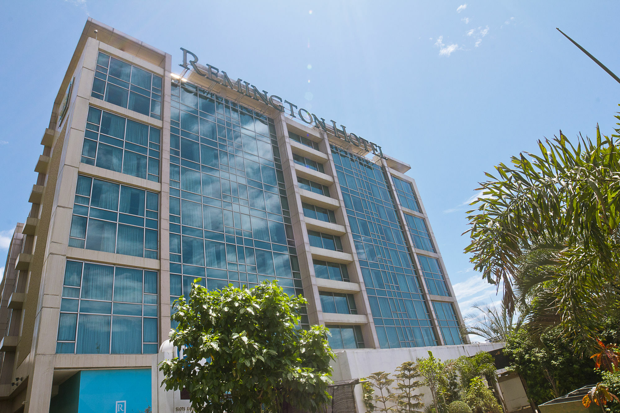Express Manila Newport By Ihg Hotel 3*