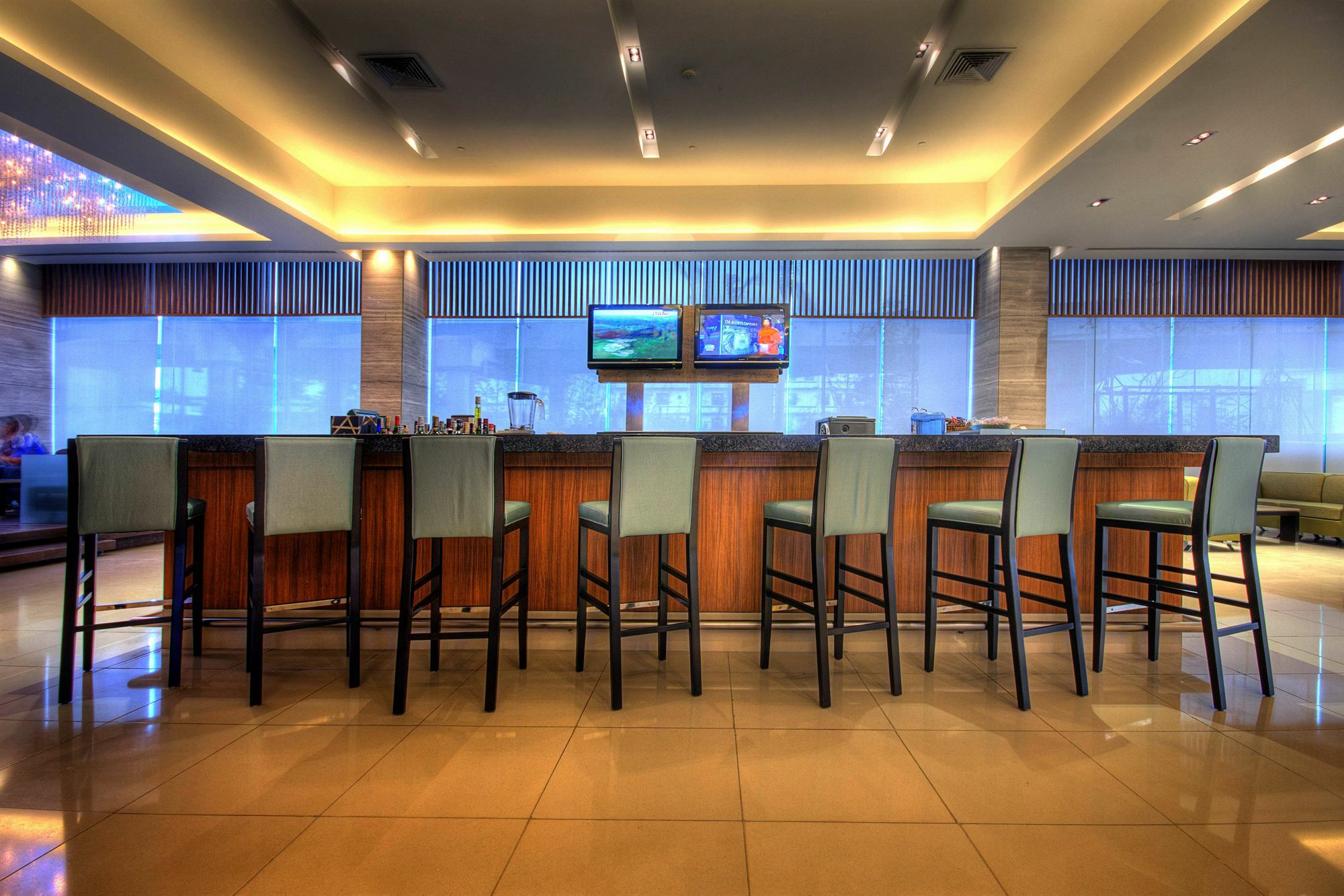 Express Manila Newport City, An Ihg Hotel