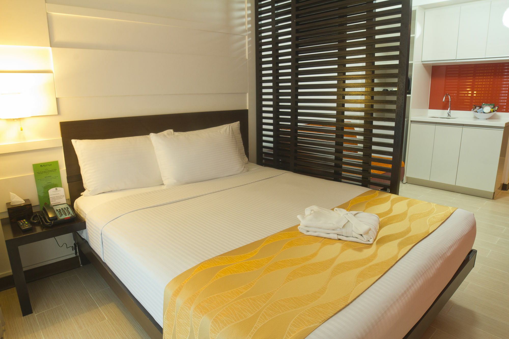 Hotel Express Manila Newport City, An Ihg 3*